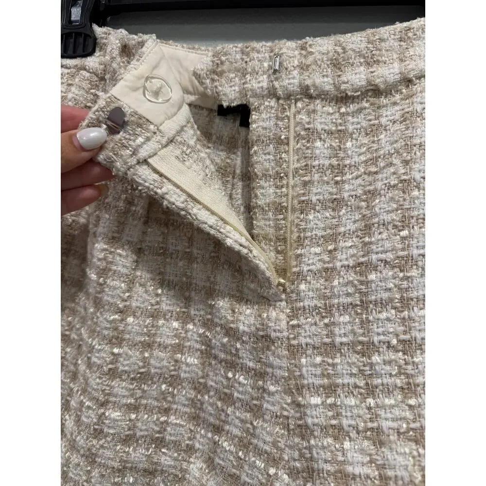 NWT AQUA Tweed Pleated Shorts in Cream and Gold; Women's XL - Picture 8 of 9